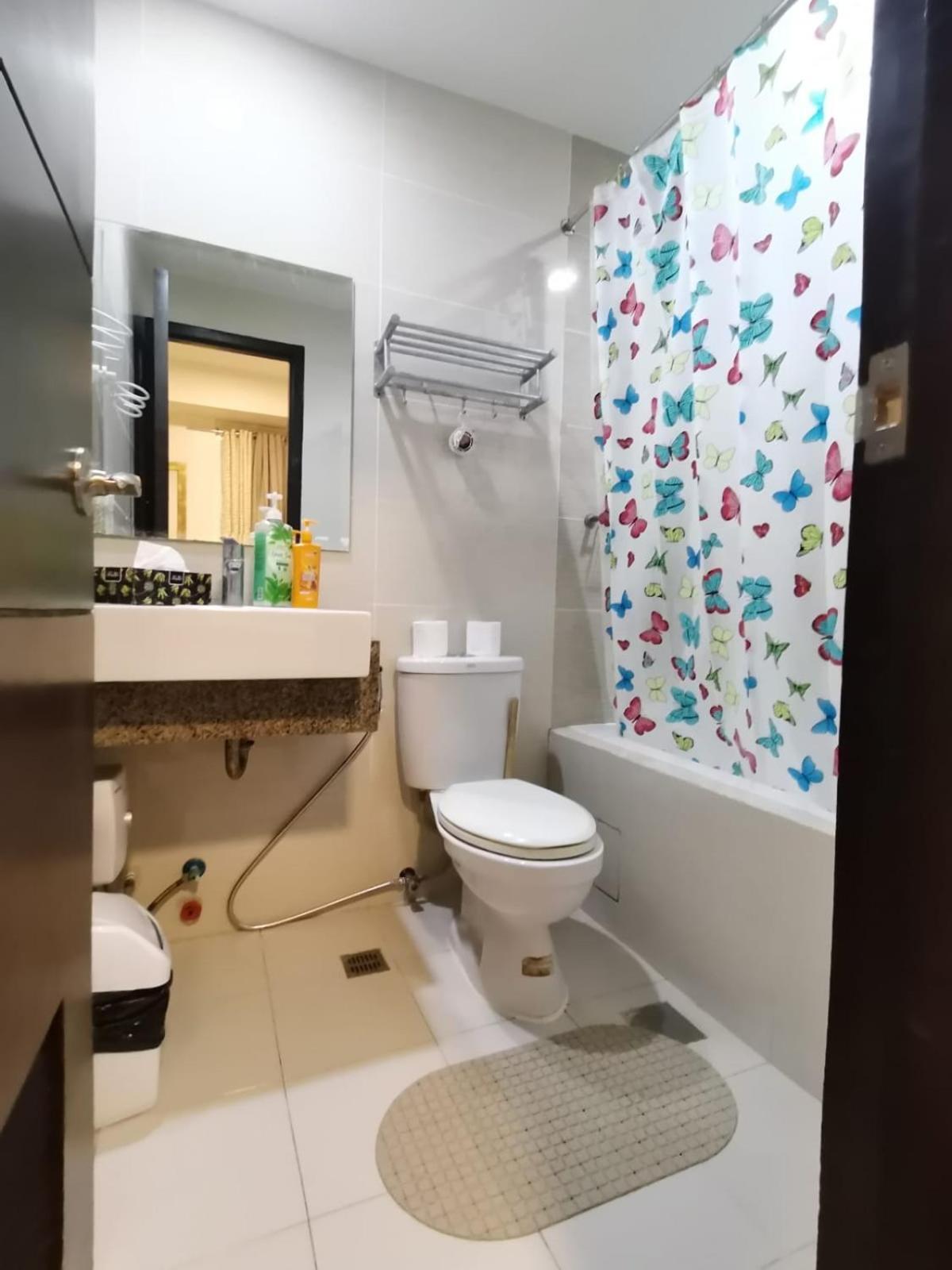 Mactan Newtown Cebu Affordable Suite! Мактан Экстерьер фото